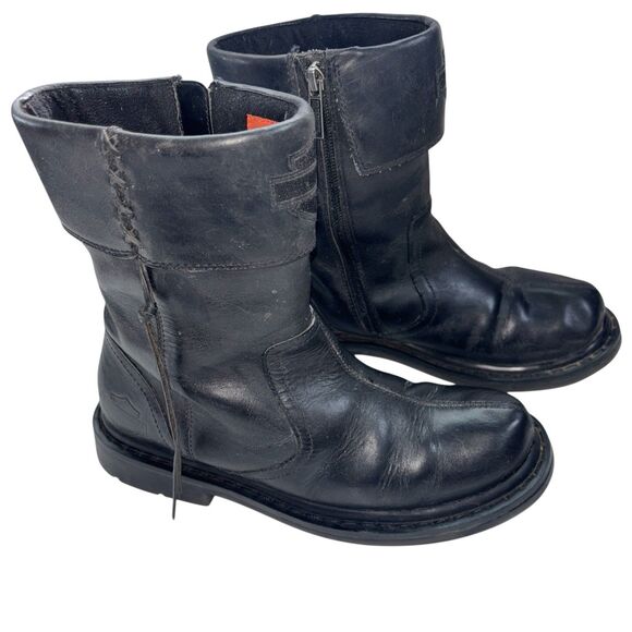 due to PoshM's policies cannot take down a listing within two months been bought - Picture 1 of 16